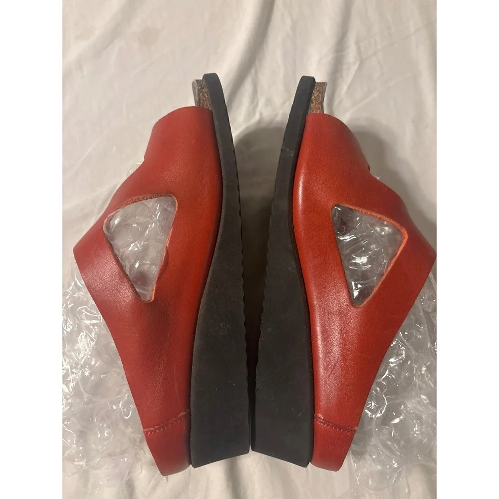 Mephisto Wedge Sandals Womens 38 Red Leather Buckle Slide Excellent Comfort